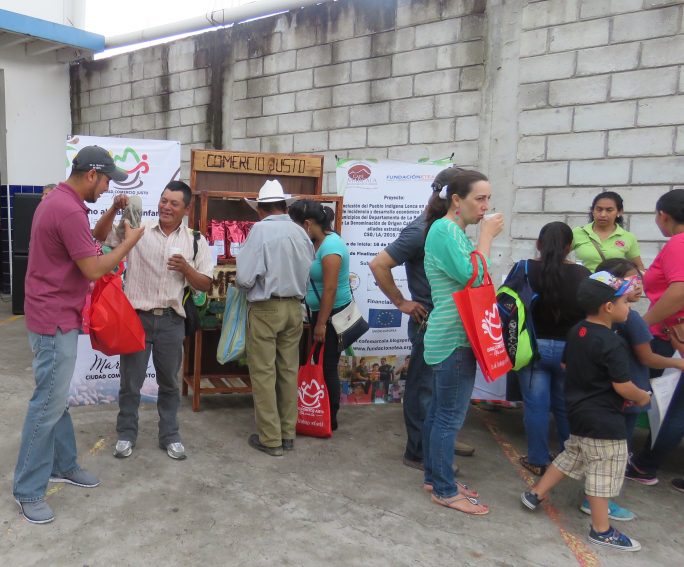 Punto de venta comercio justo Marcala_1559