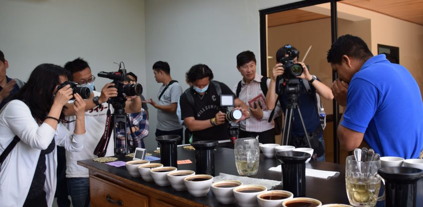 Taiwaneses comsa_4197