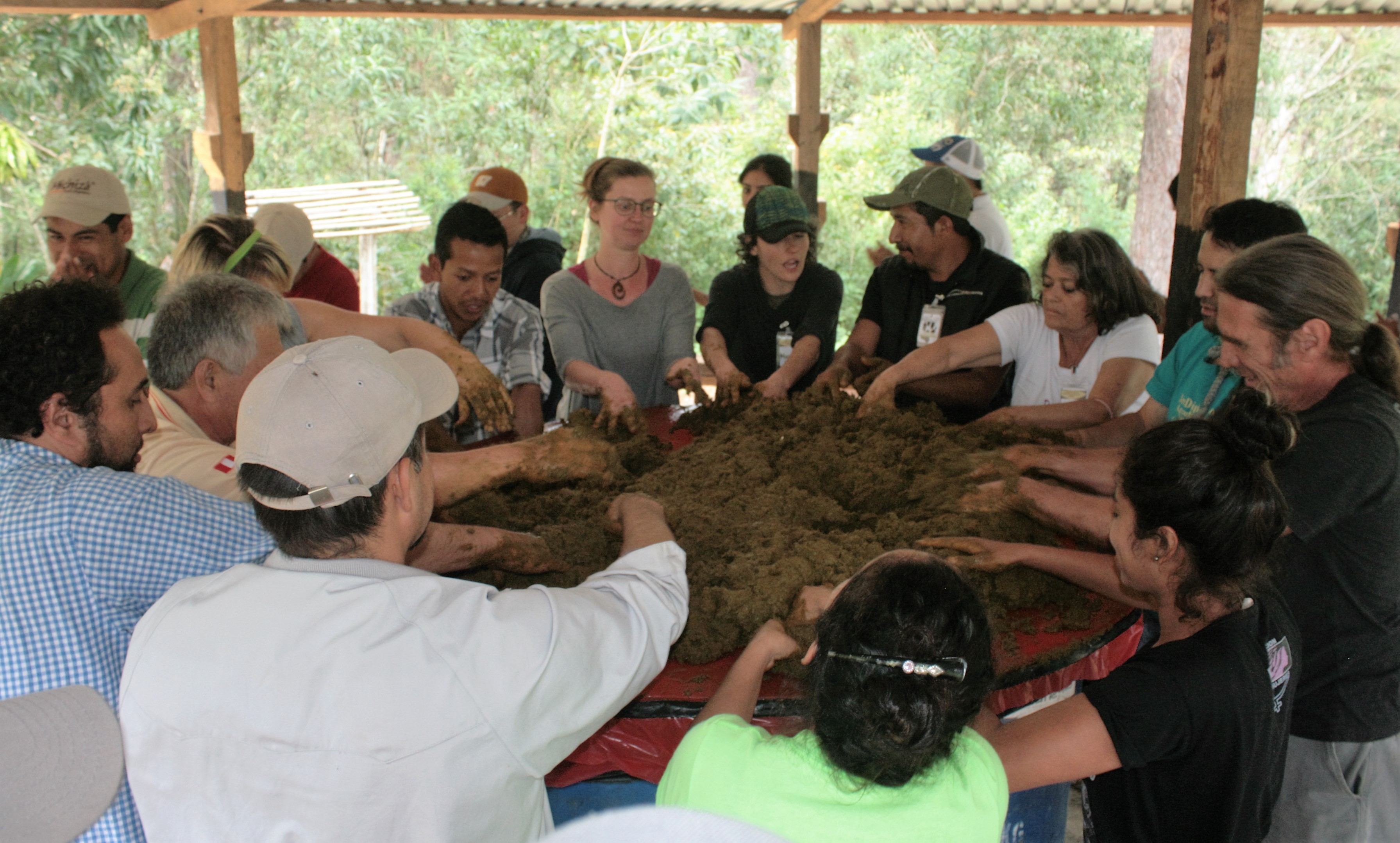 Con éxito concluye II Diplomado Internacional de Agricultura Orgánica.