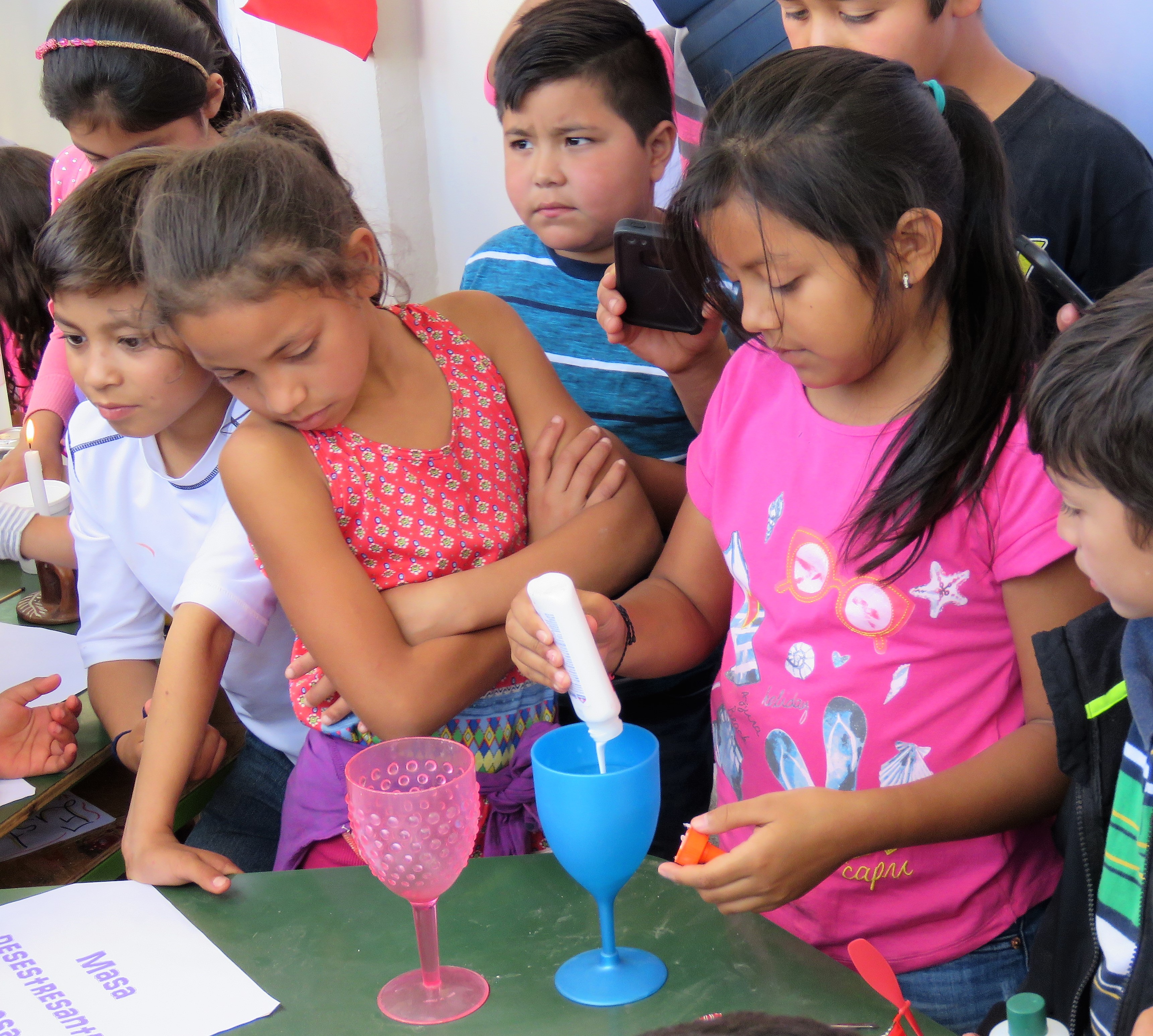 En COMSA International School se desarrolla Feria Científica