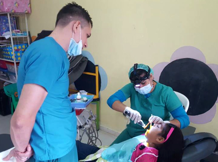 Se desarrolla brigada odontología en COMSA International School