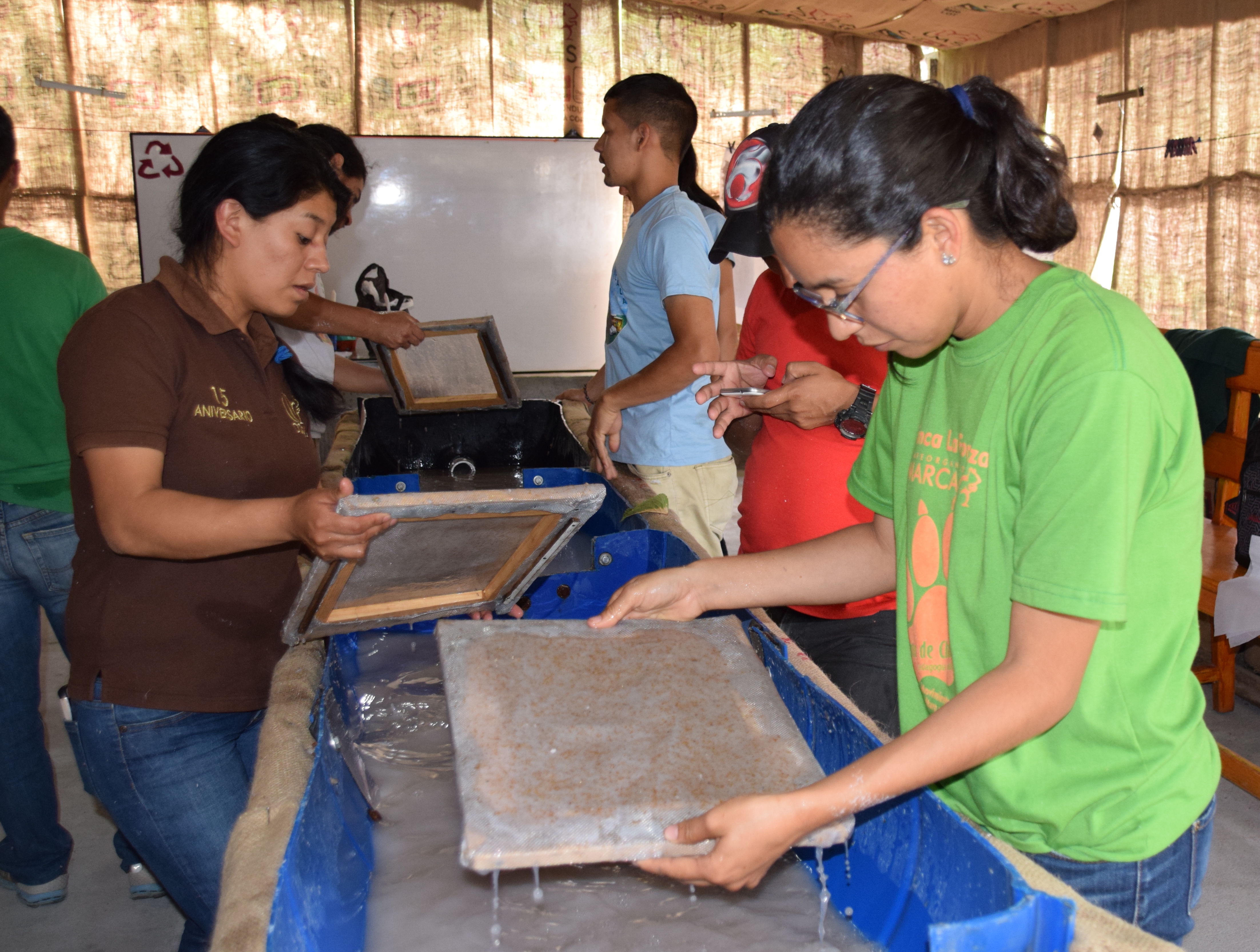 COMSA desarrolla su primer taller en reciclaje