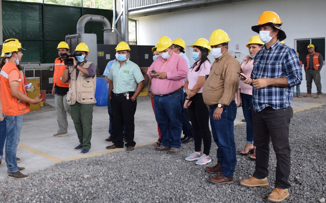 El alcalde de Marcovia y vicealcaldesa de Choluteca, realizan gira en el programa Juntos Limpiamos Marcala