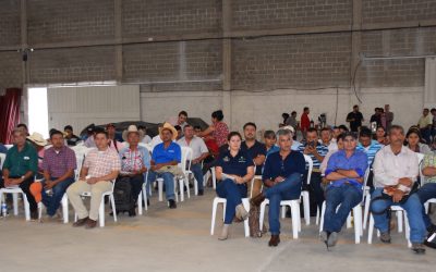 COMSA firma convenio de comercialización con organizaciones de productores de café