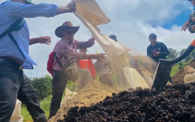 Capacitación en finca Cual Bicicleta fortalece conocimientos agrícolas en productores de la región